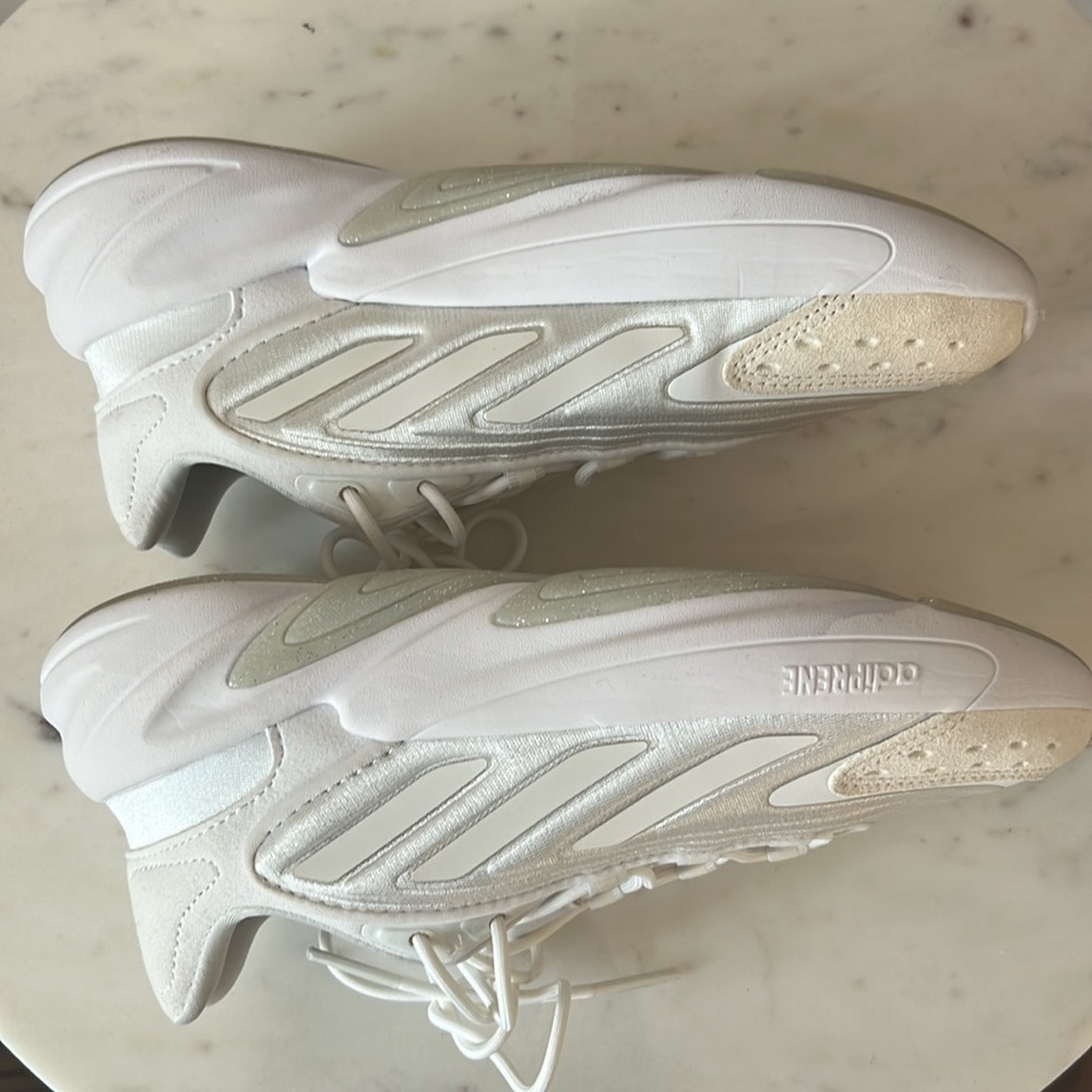 adidas White Women's Sneakers - Picture 5 of 12